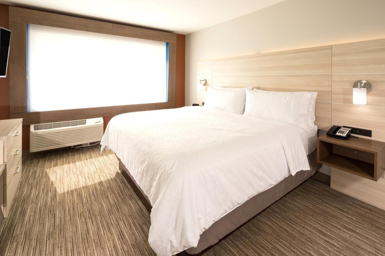 Holiday Inn Express & Suites La Porte By Ihg Εξωτερικό φωτογραφία