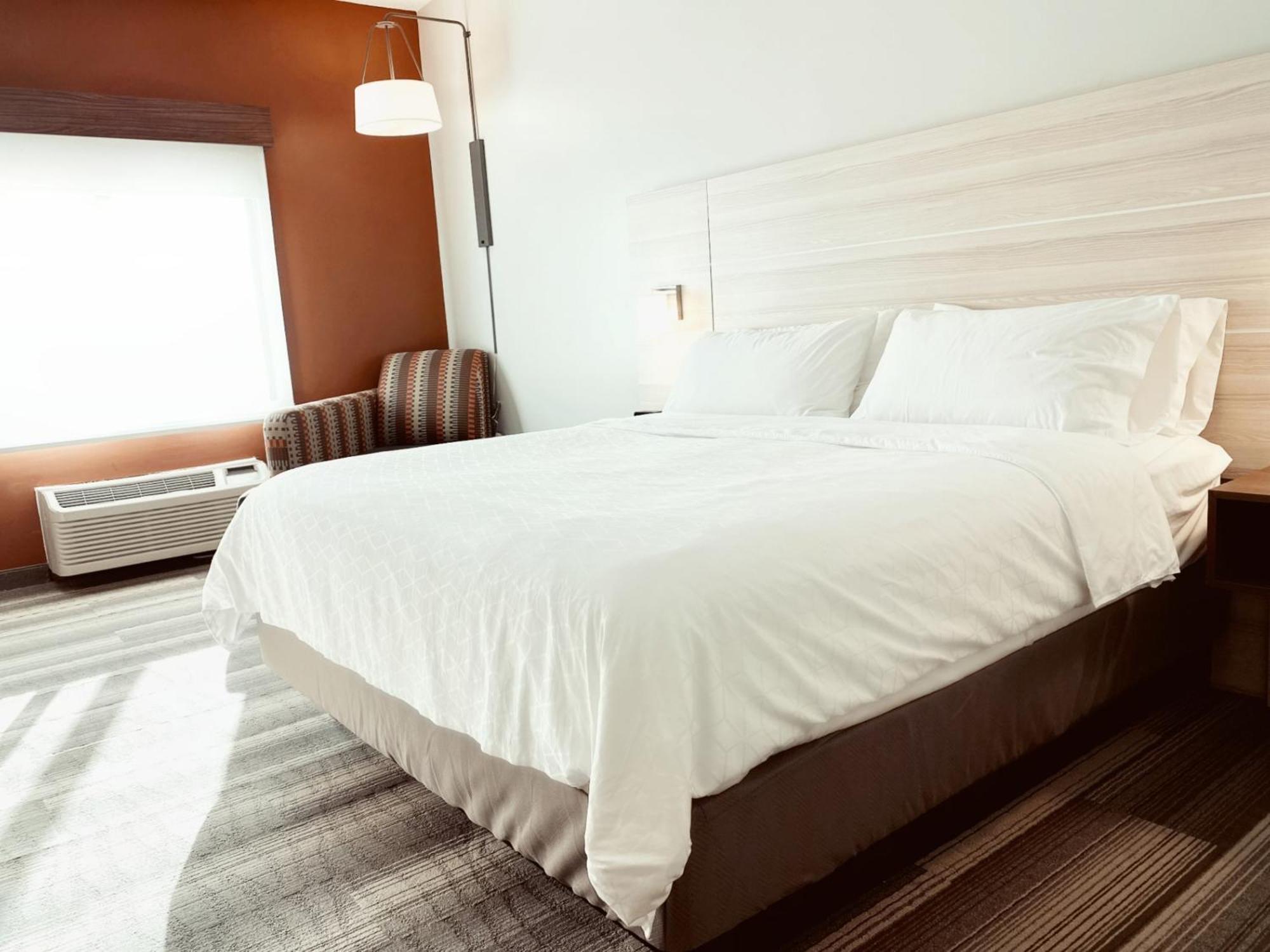 Holiday Inn Express & Suites La Porte By Ihg Εξωτερικό φωτογραφία