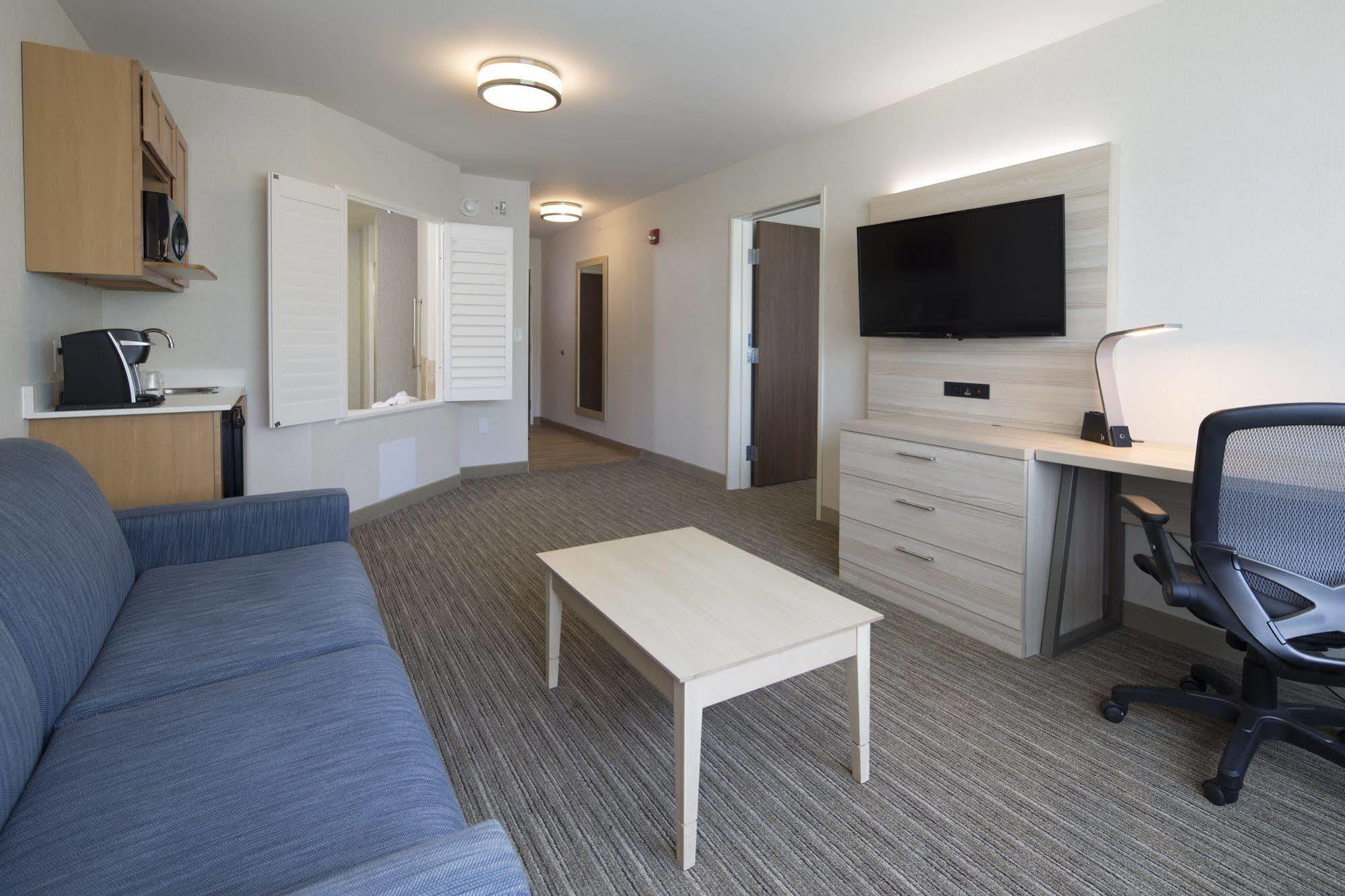Holiday Inn Express & Suites La Porte By Ihg Εξωτερικό φωτογραφία