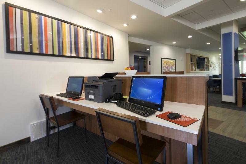 Holiday Inn Express & Suites La Porte By Ihg Εξωτερικό φωτογραφία