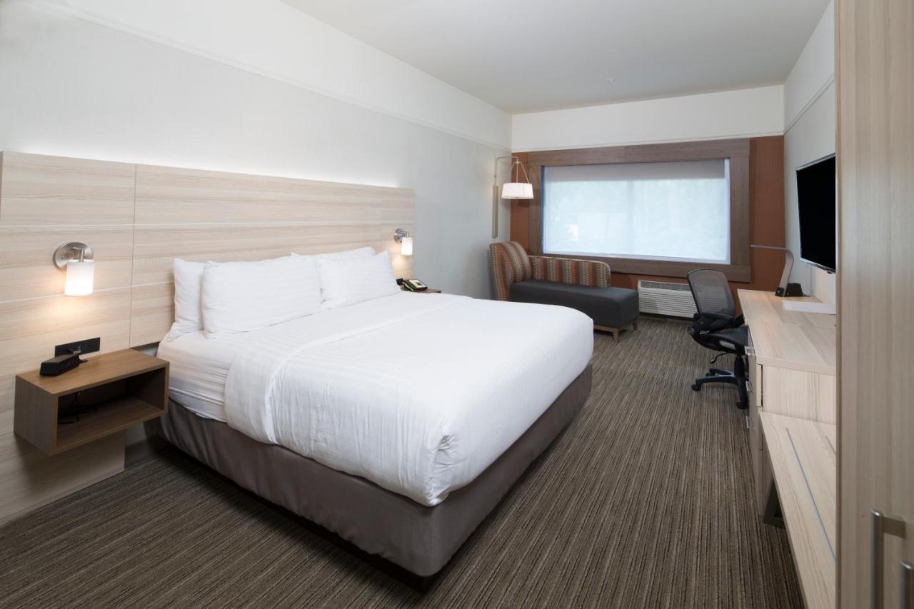 Holiday Inn Express & Suites La Porte By Ihg Εξωτερικό φωτογραφία